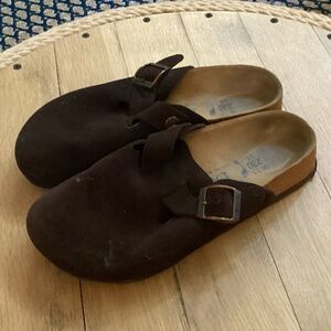 Brown Suede Clogs with Buckle